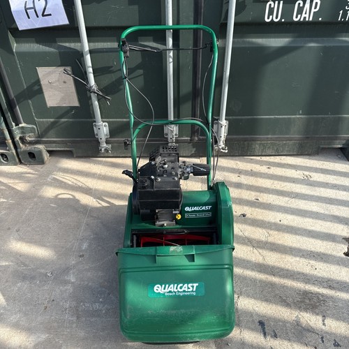 Qualcast classic petrol - qualcast, 35s