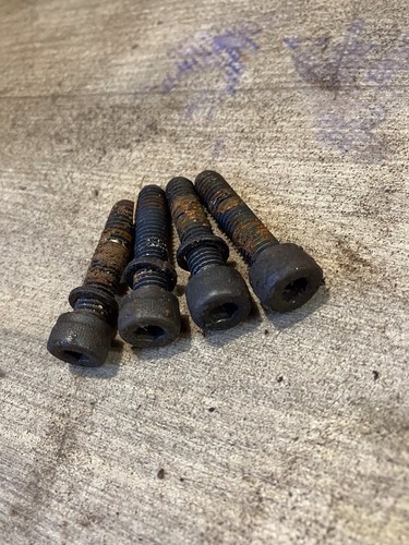 Engine bolts qualcast classic - qualcast,